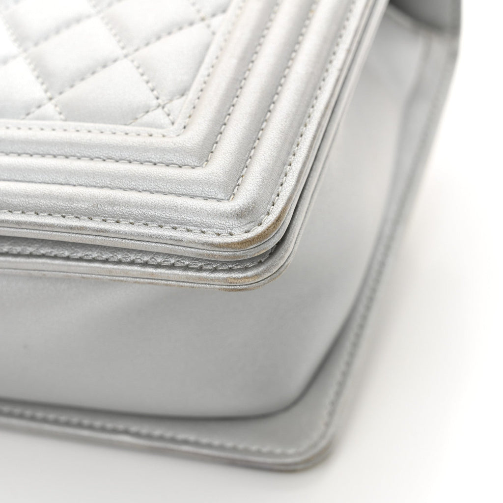 Metallic Calfskin Quilted New Medium Plexiglass Boy Flap Silver