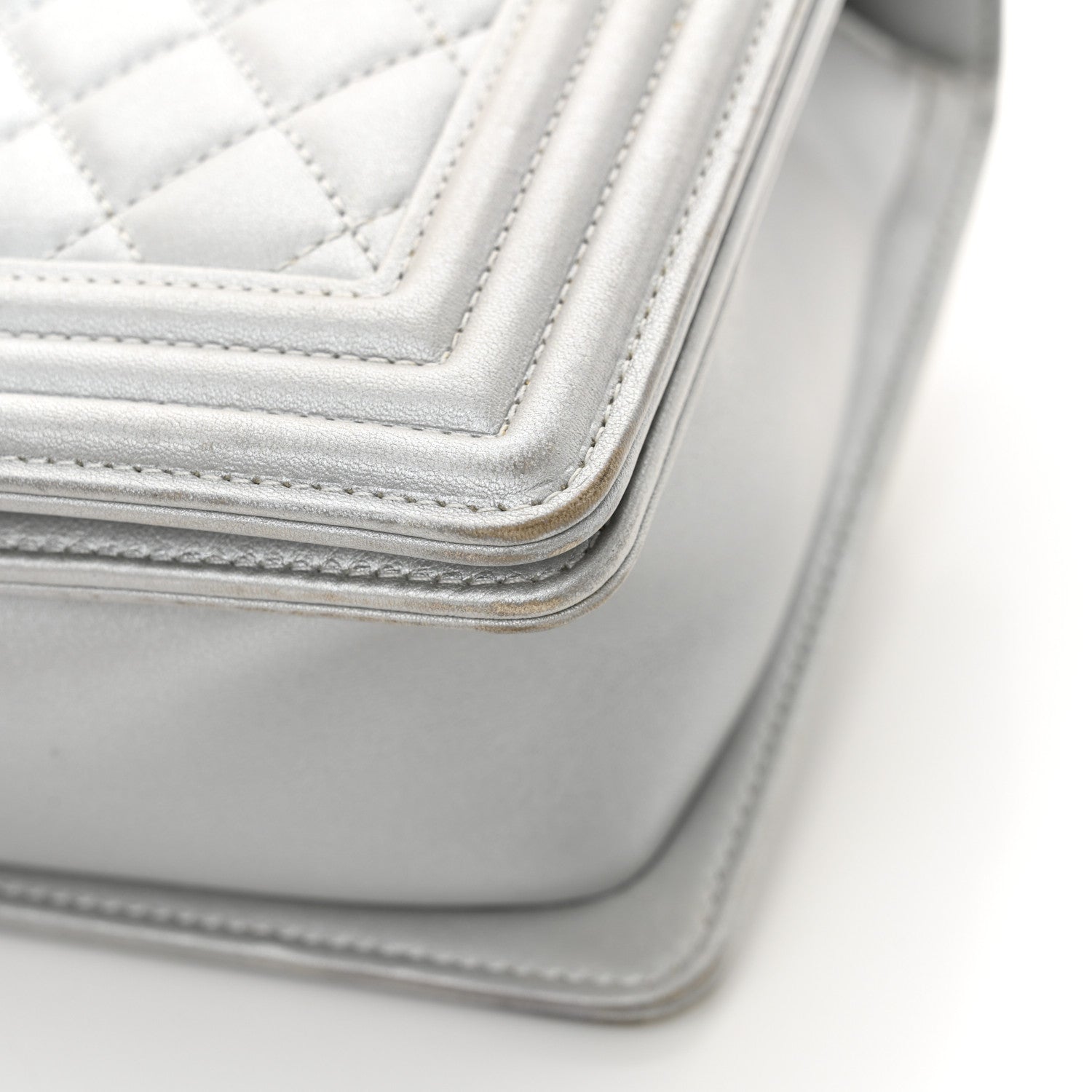 Metallic Calfskin Quilted New Medium Plexiglass Boy Flap Silver