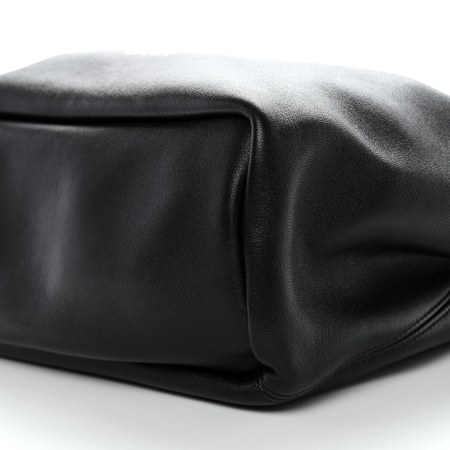 Mellow Nappa Small Monochrome Squeeze Bag Black