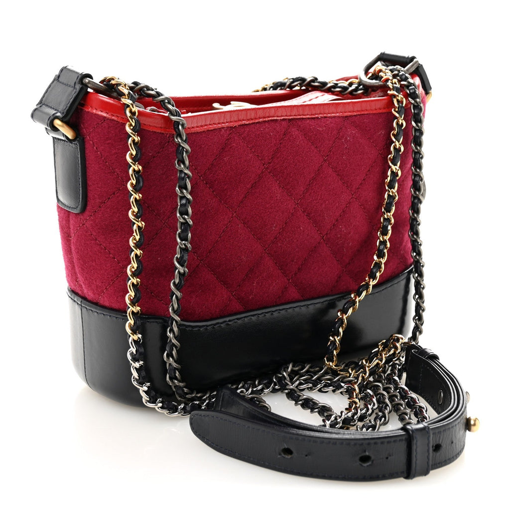 Wool Calfskin Quilted Small Gabrielle Hobo Red