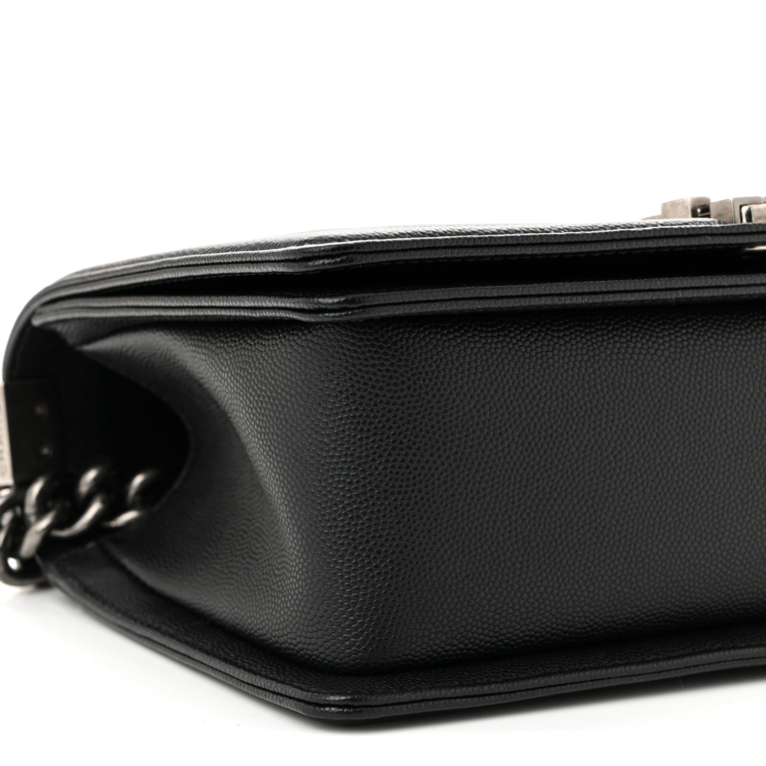 Caviar Quilted Medium Boy Flap Black