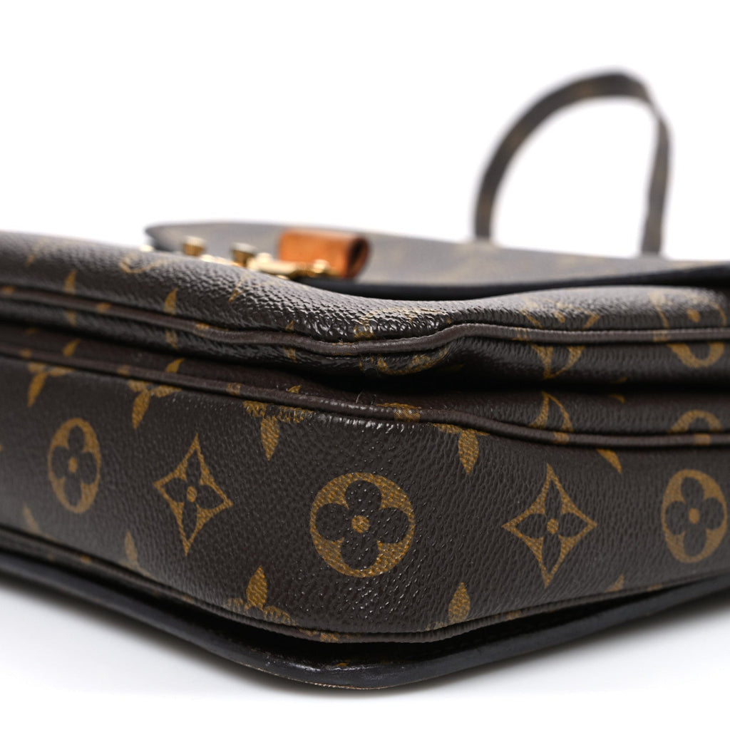 Monogram Pochette Metis