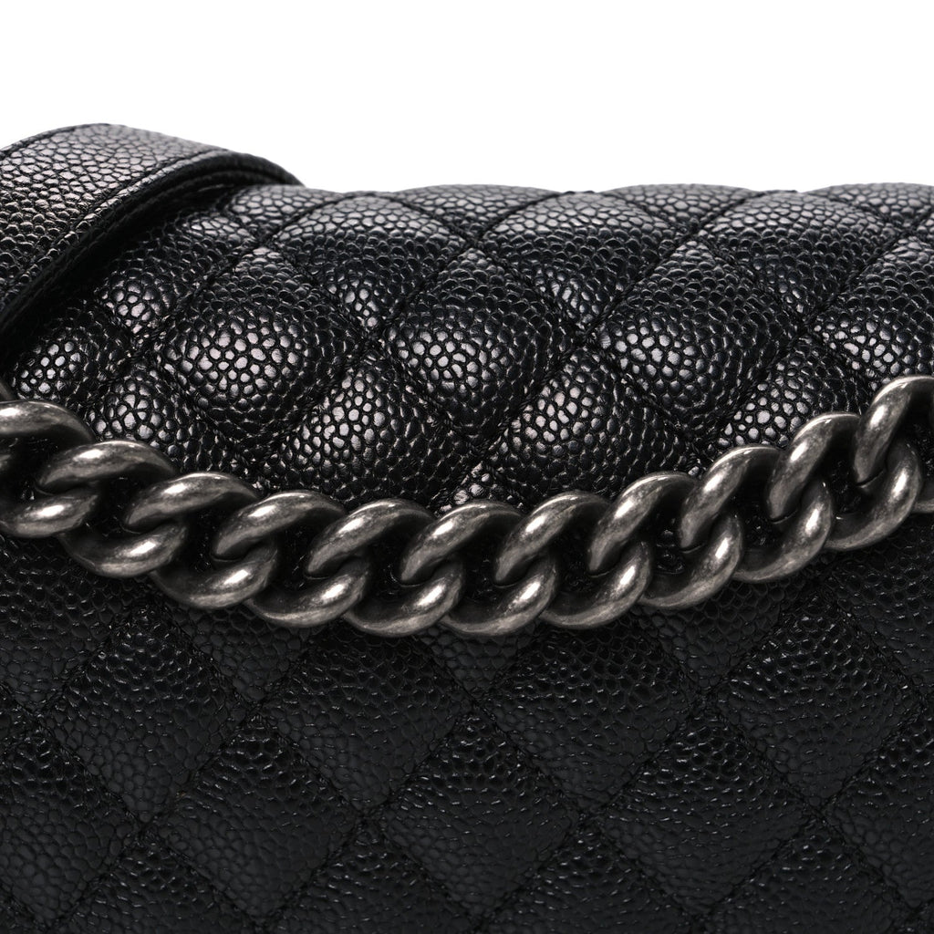 Caviar Quilted Medium Boy Flap Black