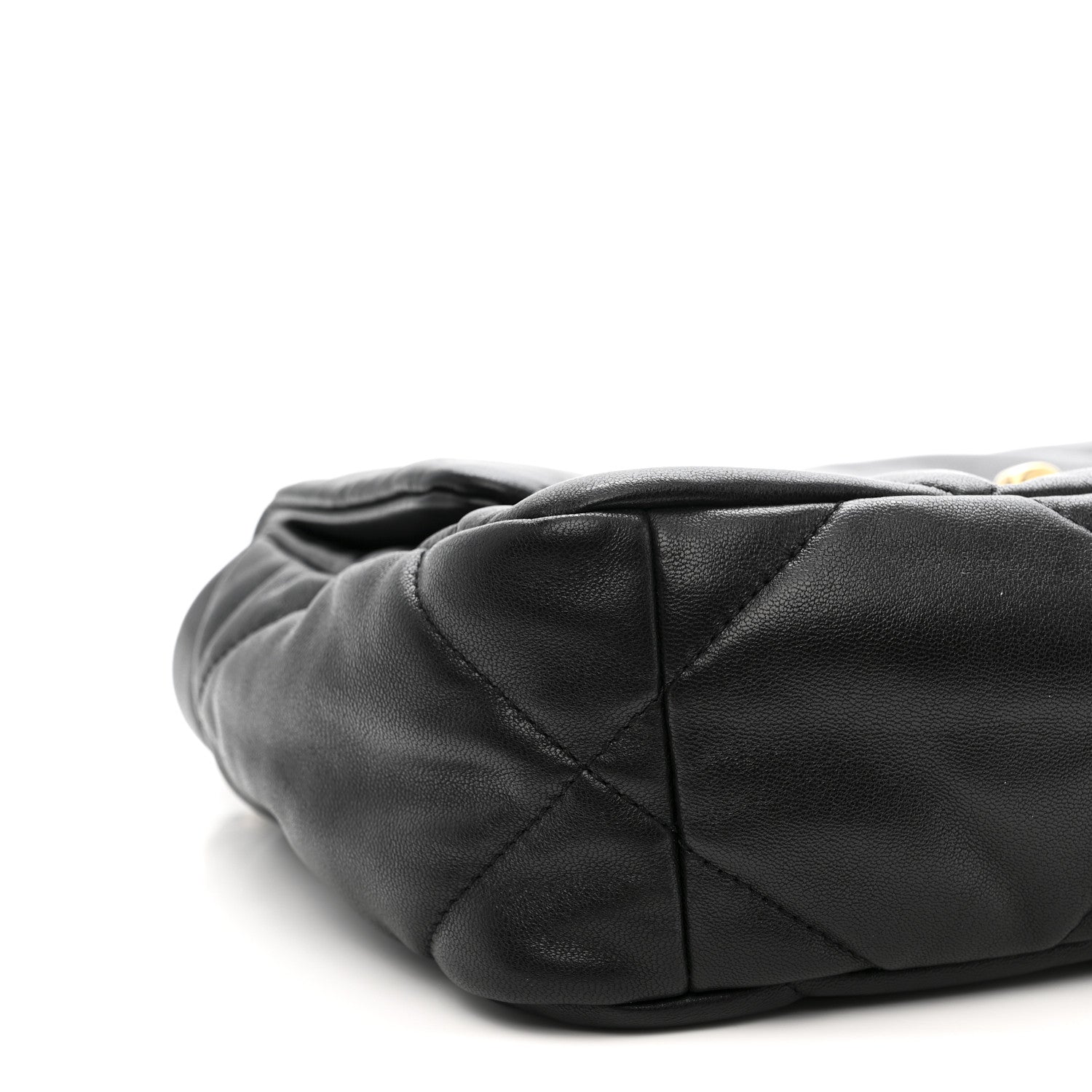 Lambskin Quilted Medium Chanel 19 Flap Black