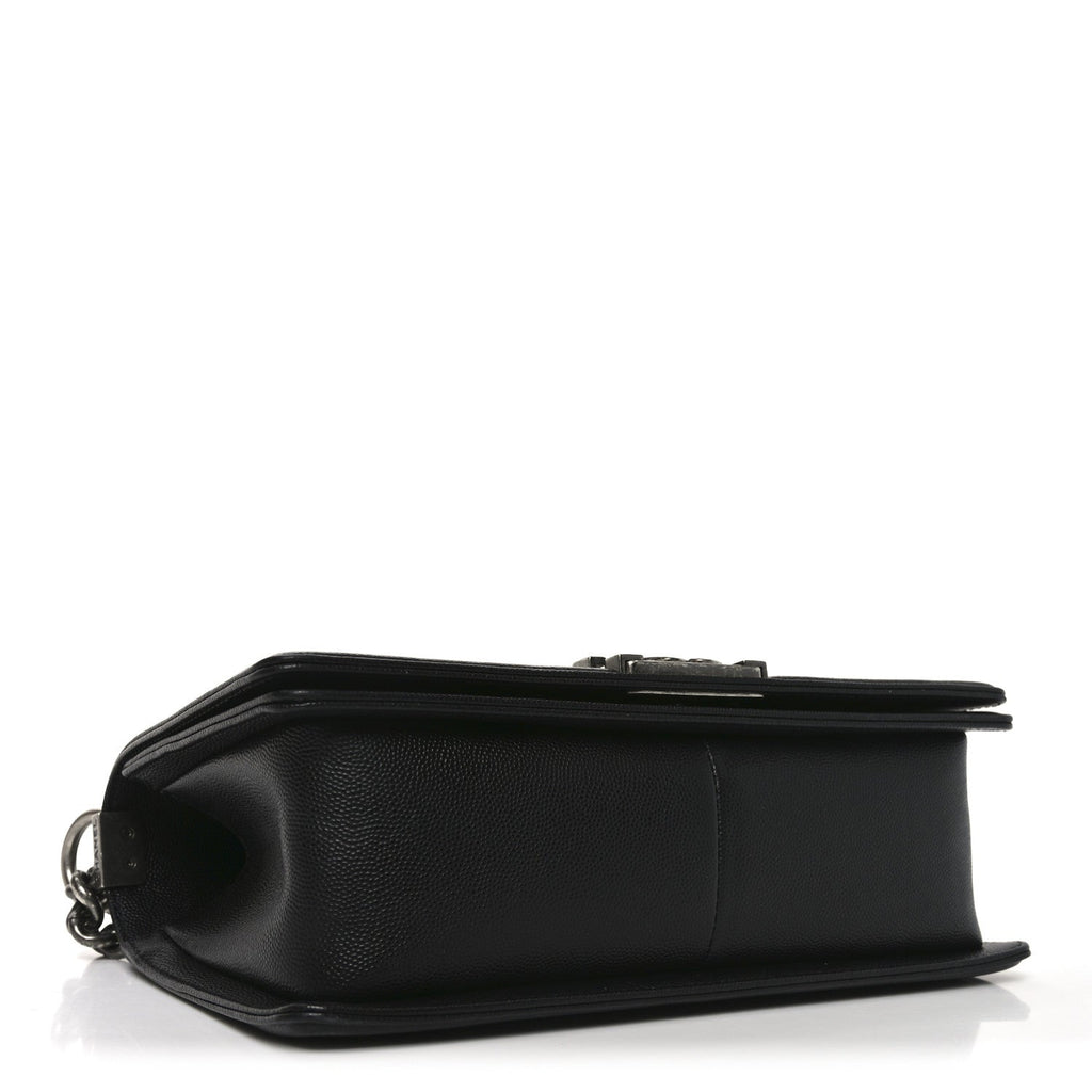 Caviar Quilted Medium Boy Flap Black