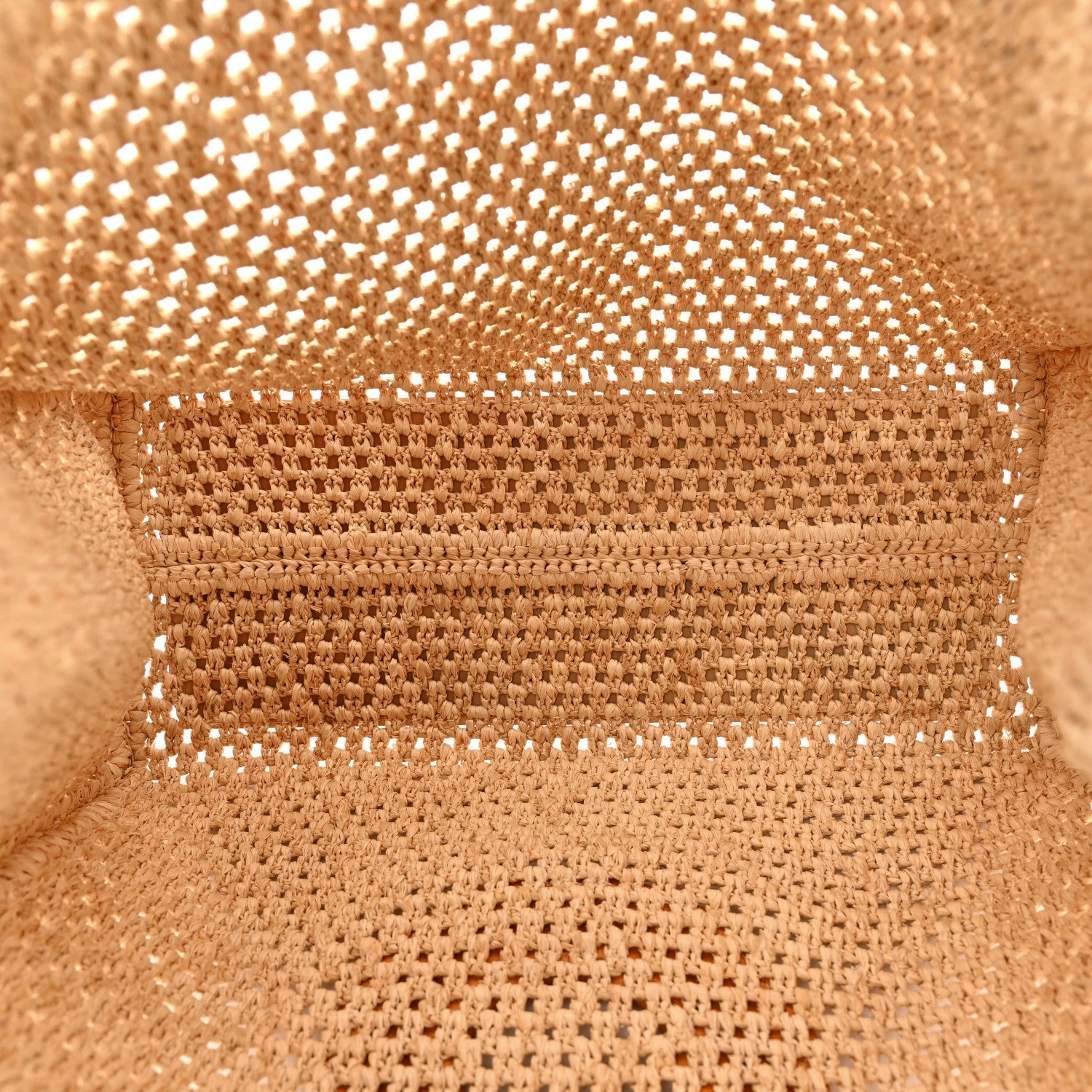 Raffia Calfskin By The Pool OnTheGo MM Natural