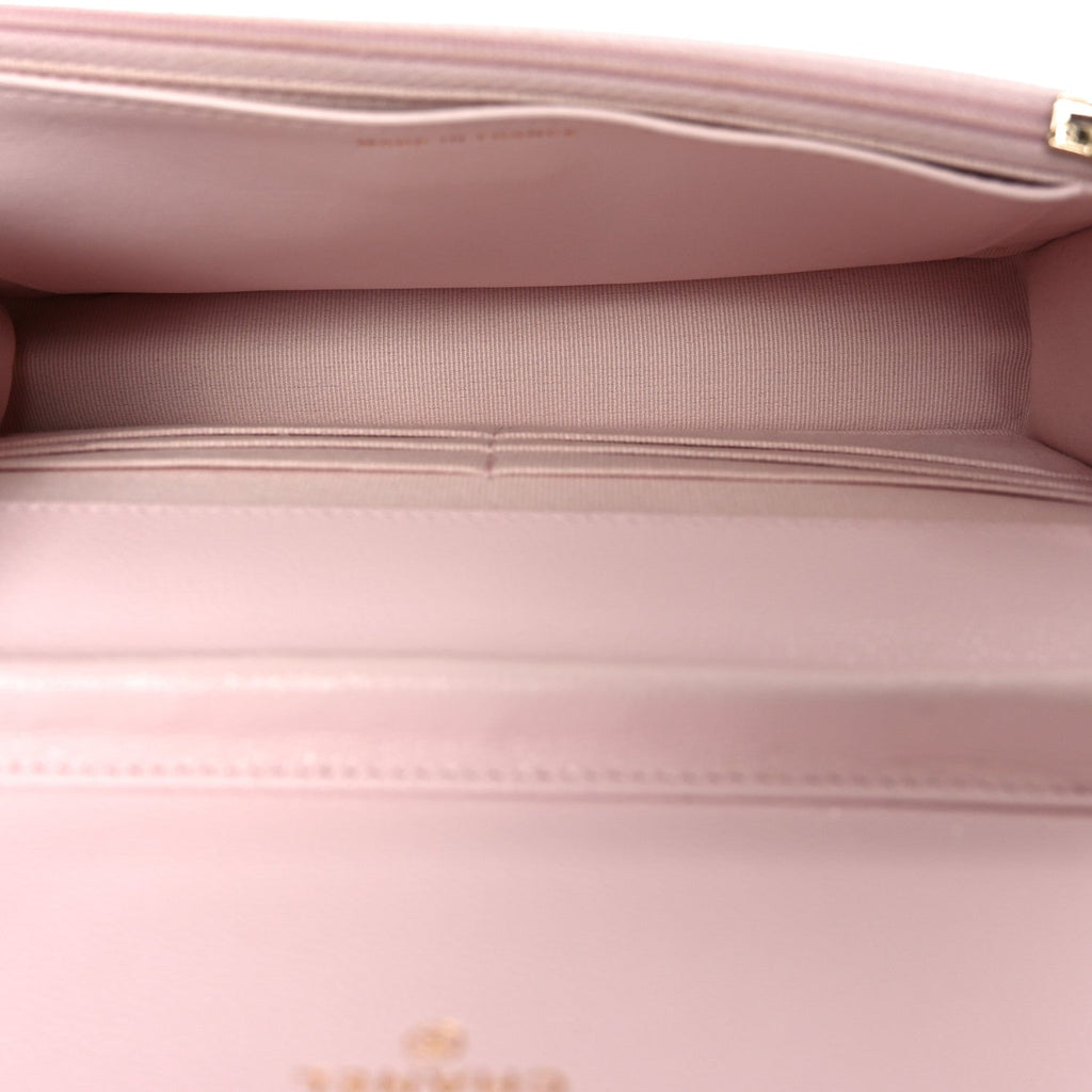 Caviar Quilted Wallet on Chain WOC Light Pink