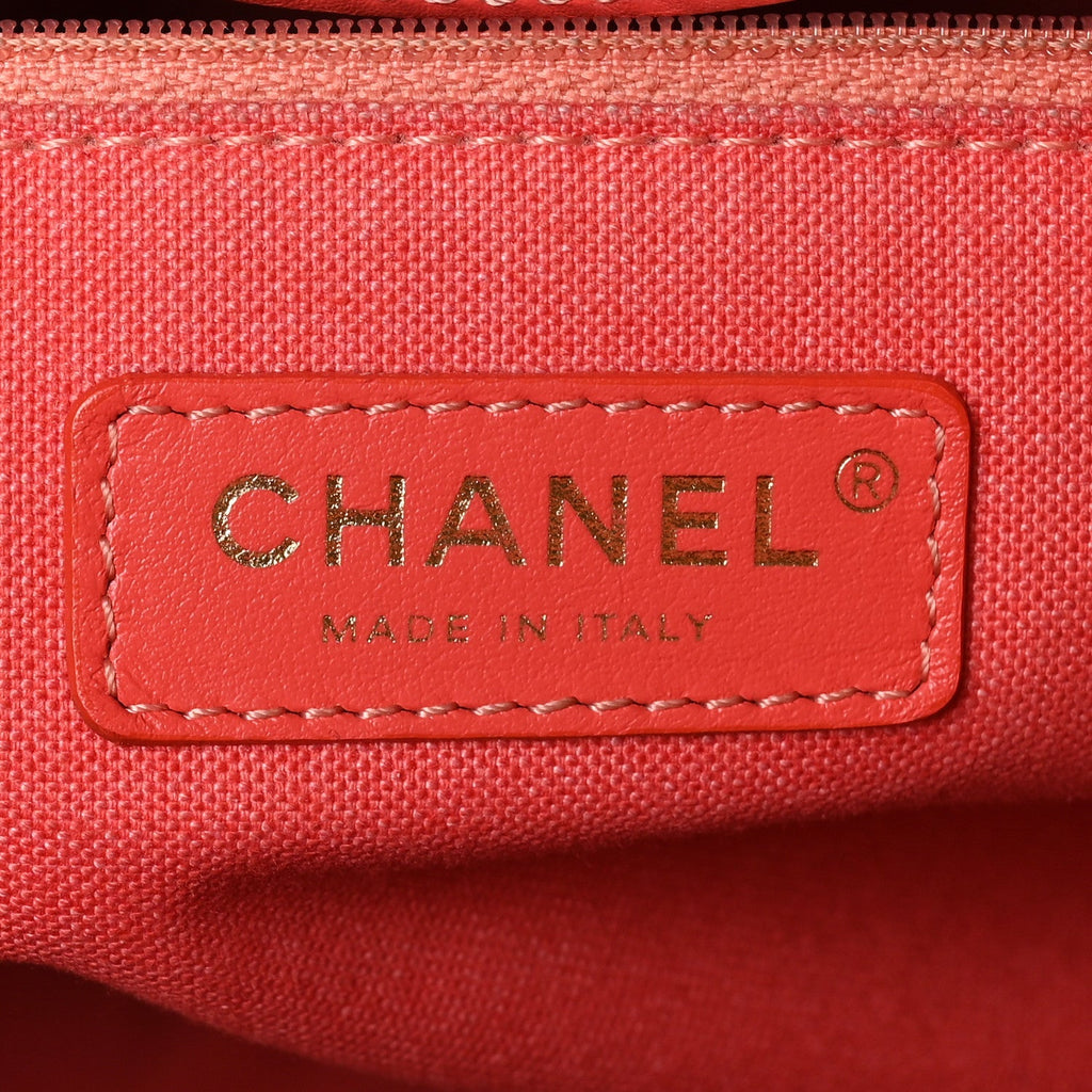 Calfskin Medium Deauville Tote Pink