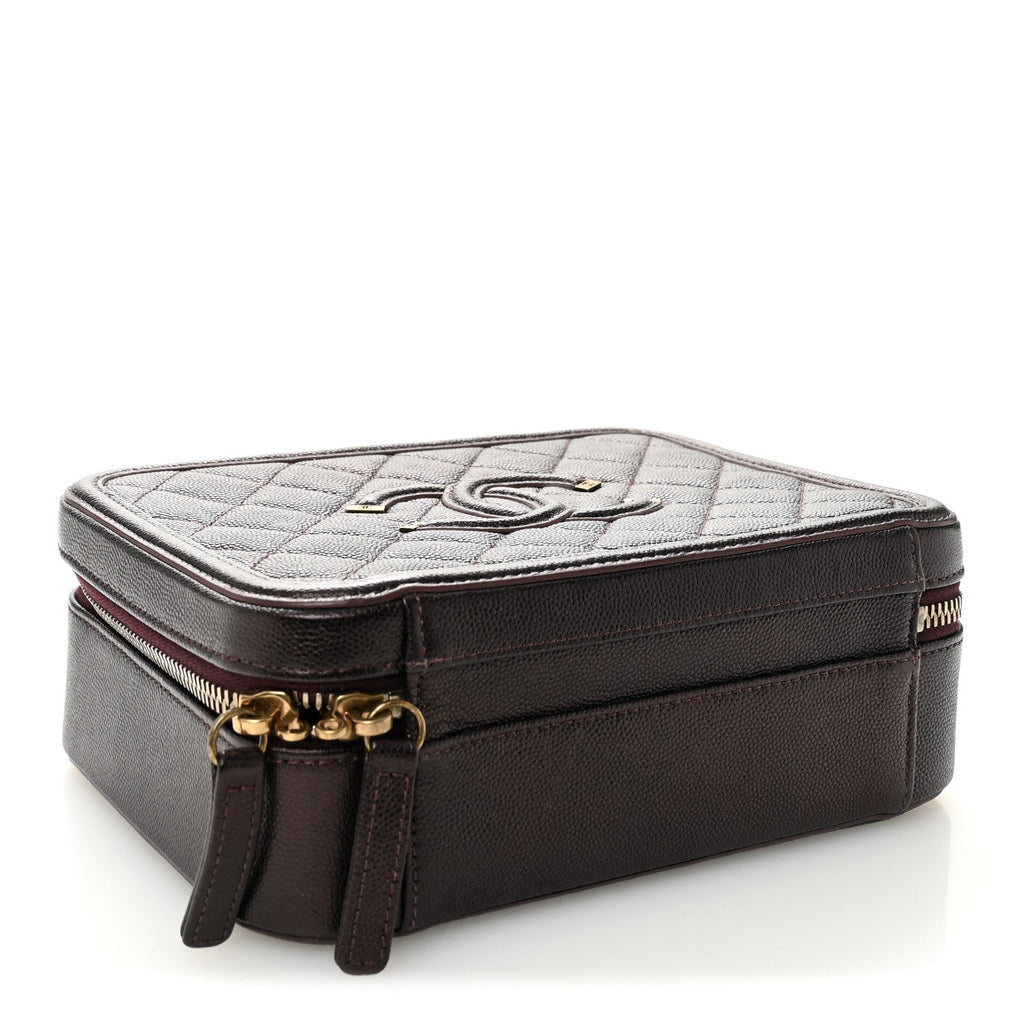 Iridescent Caviar Quilted Medium CC Filigree Vanity Case Burgundy