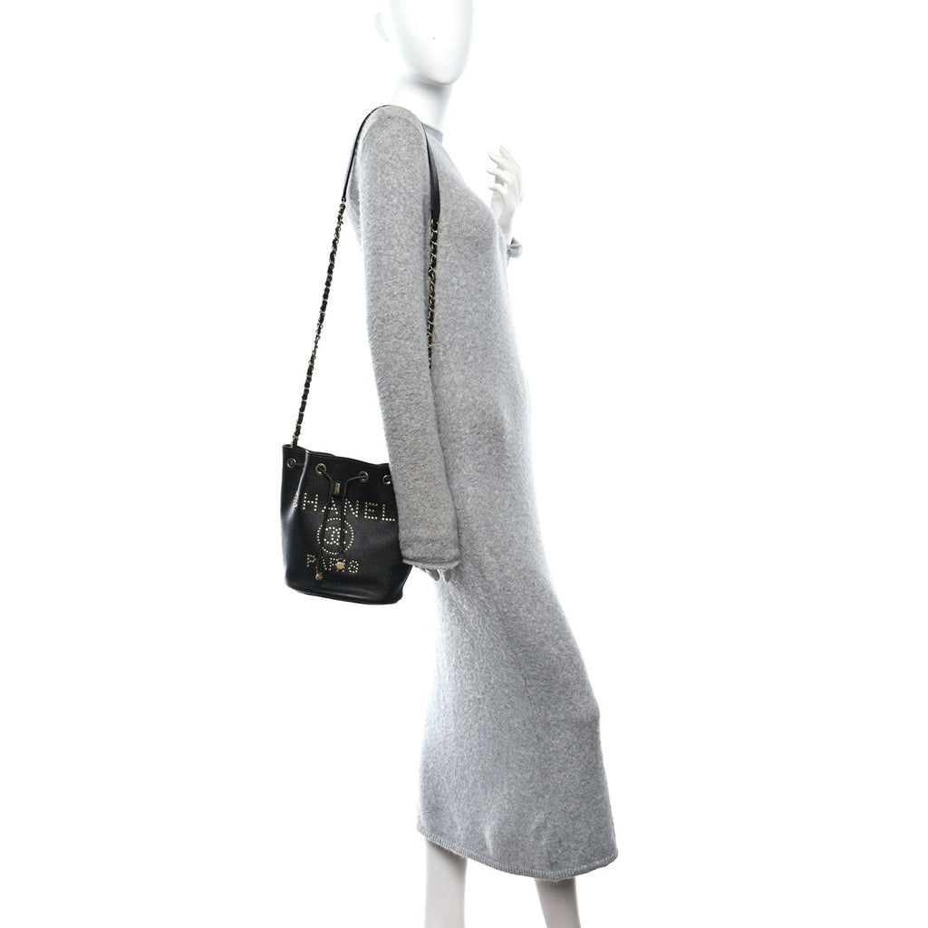 Caviar Deauville Drawstring Bucket Bag Black