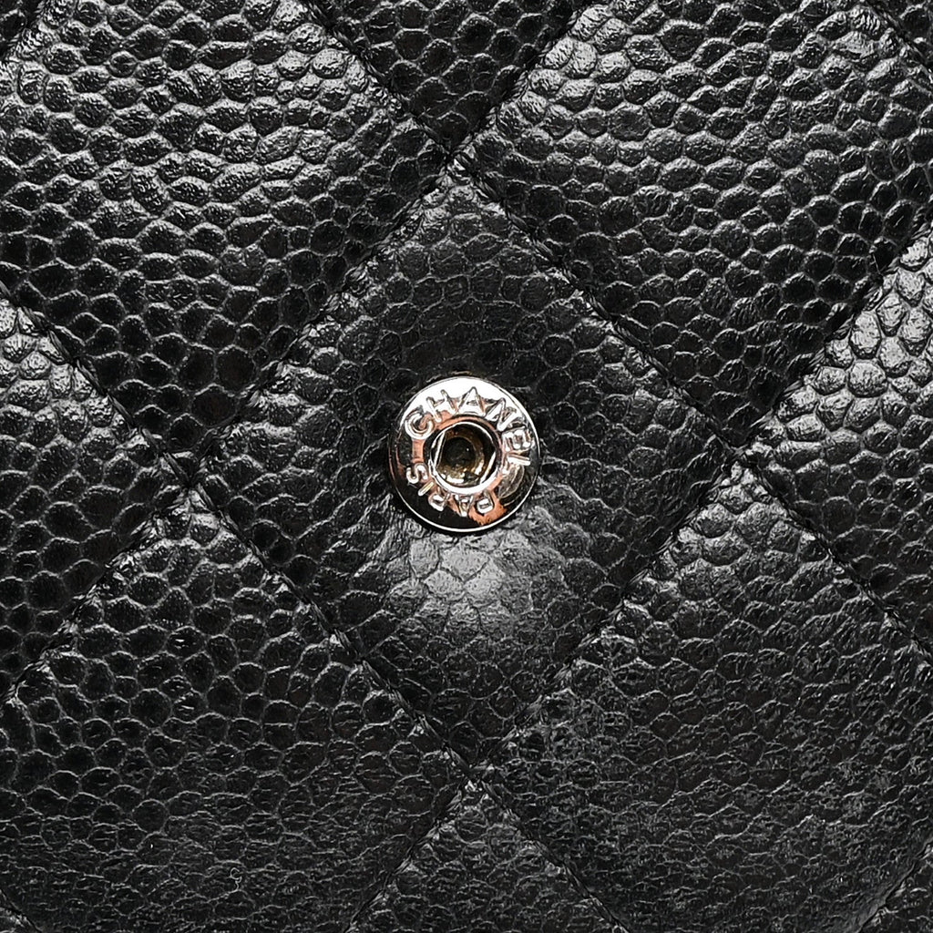 Caviar Quilted Wallet on Chain WOC Black