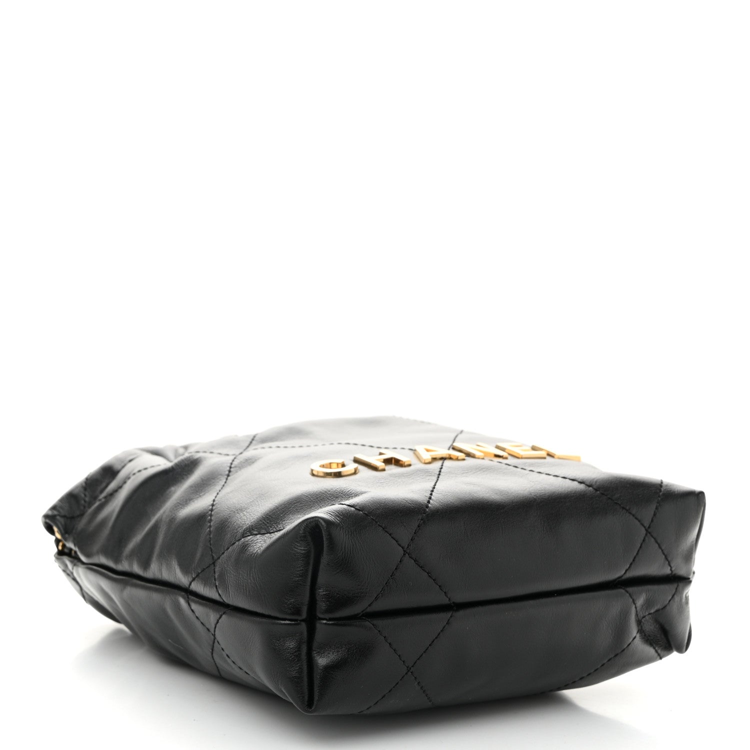 Shiny Calfskin Quilted Pearl CC Chain Mini Chanel 22 Black