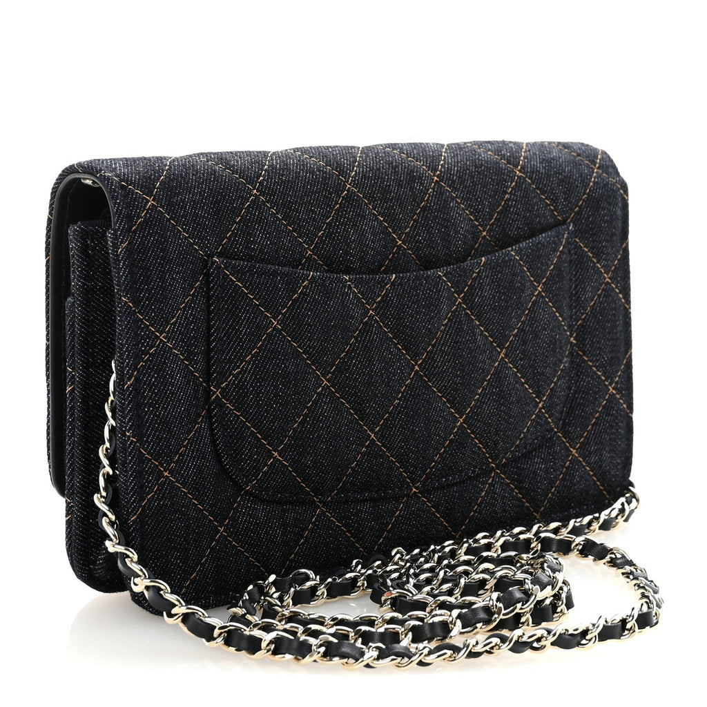 Denim Quilted CC Turnlock Wallet On Chain WOC Dark Blue Orange