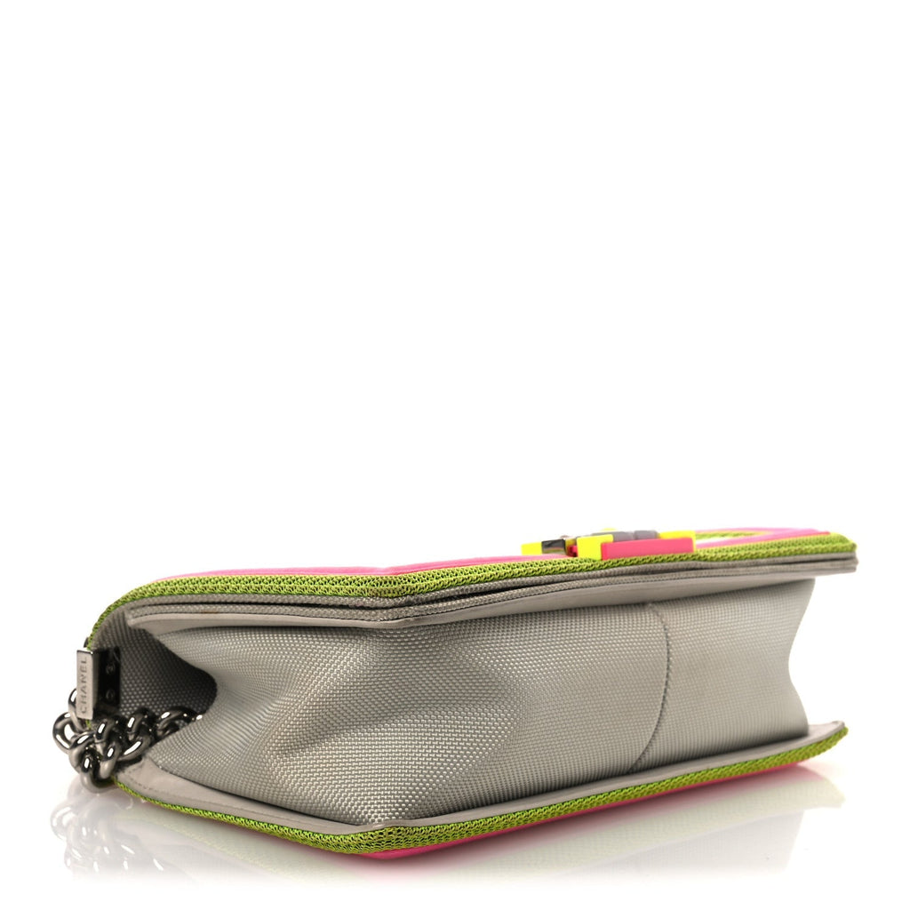 Canvas Quilted Medium Fluo Boy Flap Dark Grey Fuchsia Green