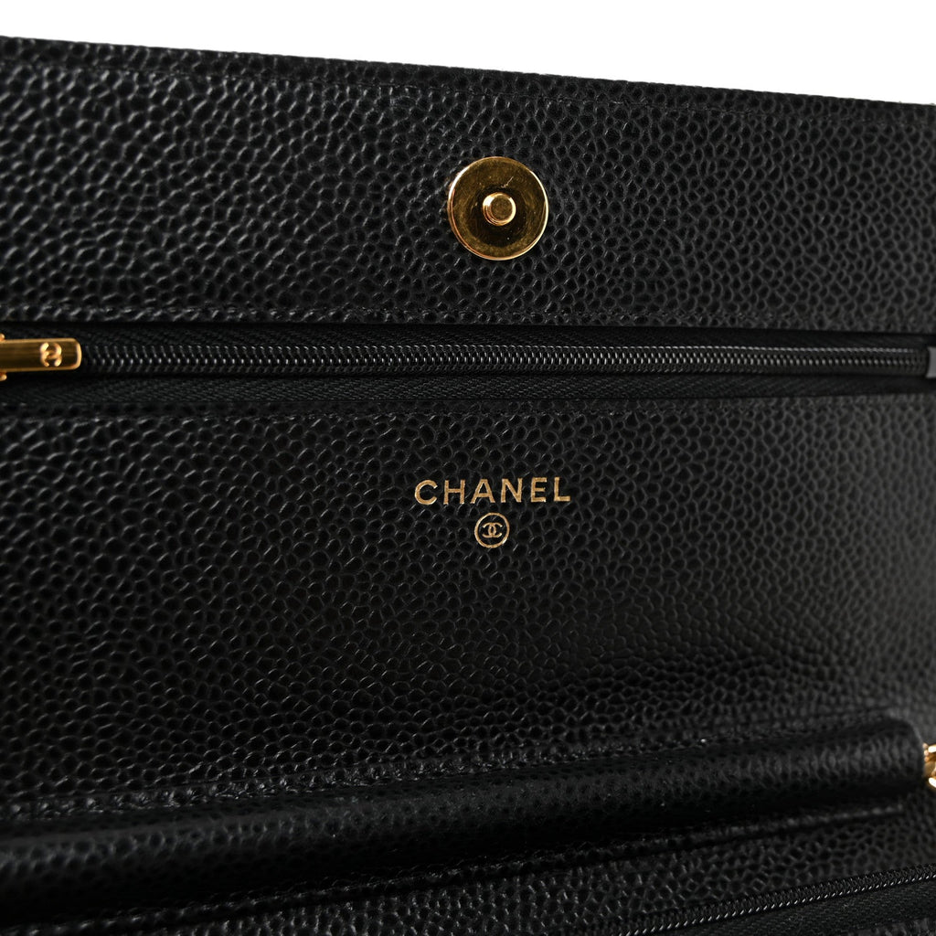 Caviar Quilted Wallet on Chain WOC Black