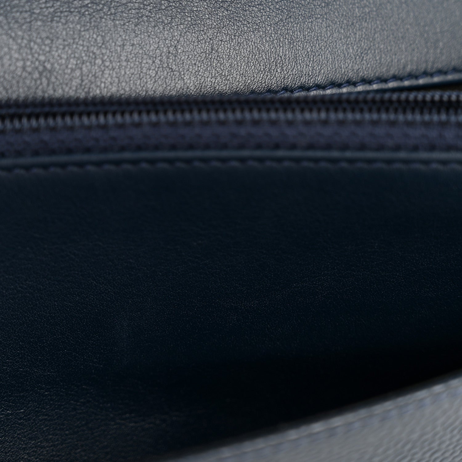 Caviar Timeless CC Wallet on Chain WOC Navy Blue