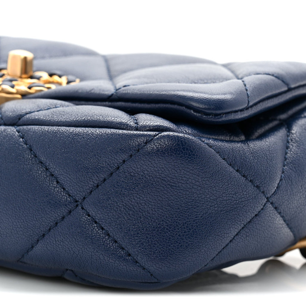 Goatskin Quilted Chanel 19 Waist Bag Dark Blue