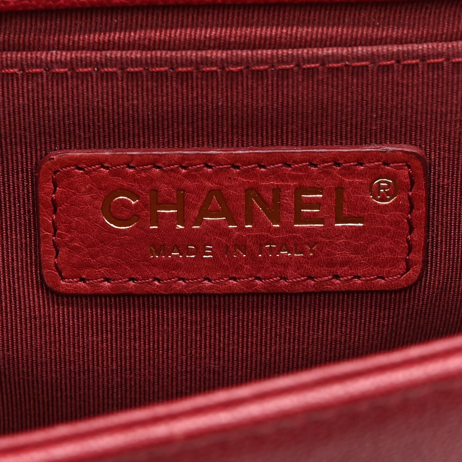Caviar Chevron Quilted Small Boy Flap Dark Red