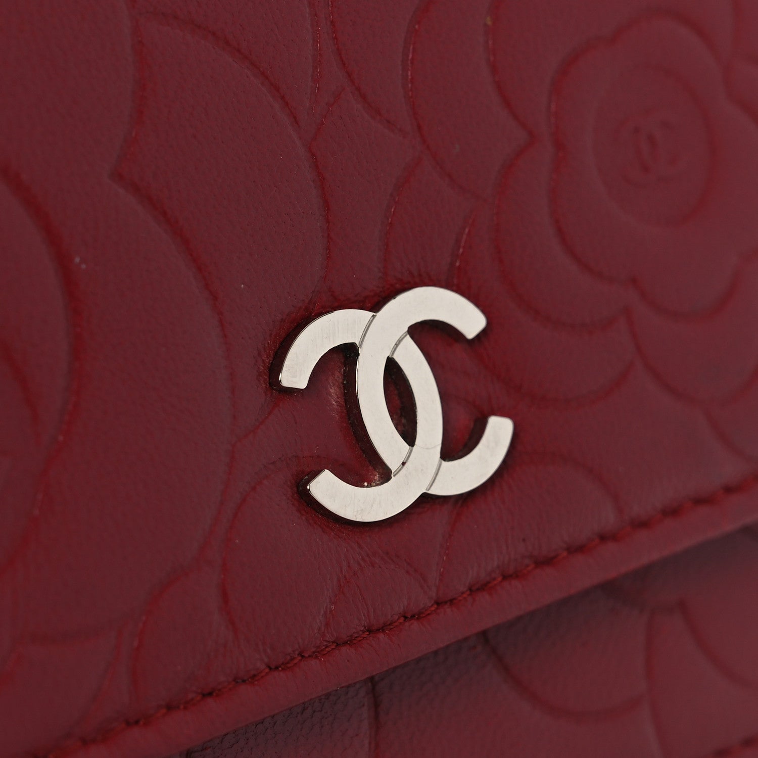 Lambskin Camellia Embossed Wallet on Chain WOC Red