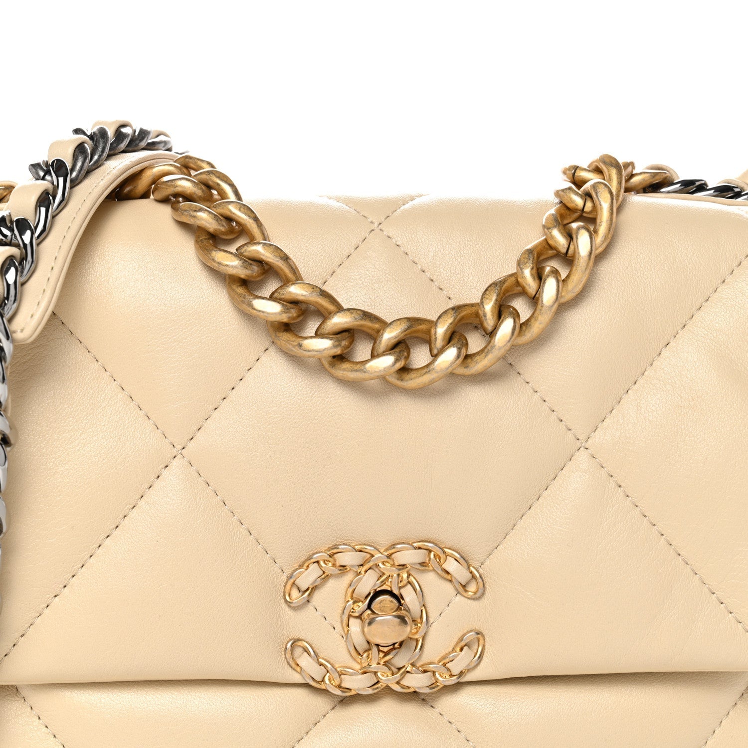 Lambskin Quilted Medium Chanel 19 Flap Beige