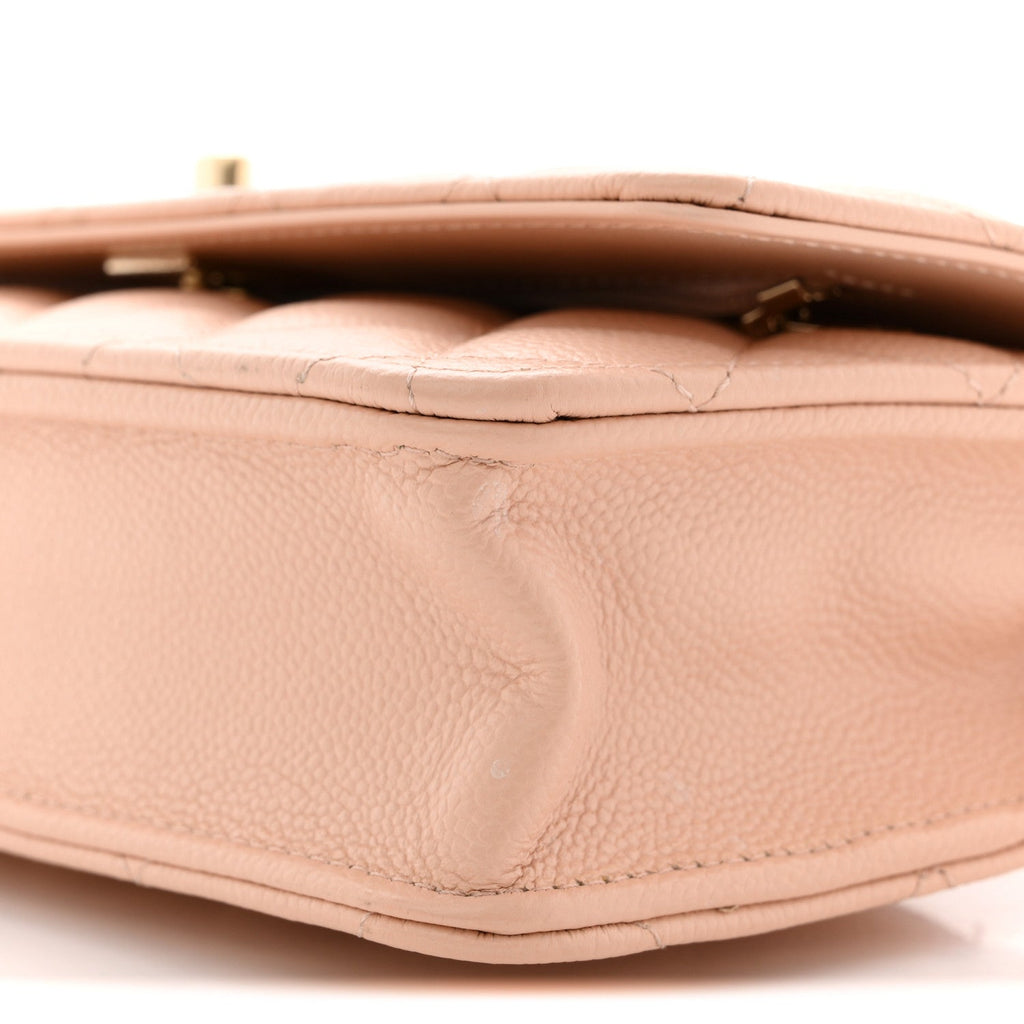 Caviar Quilted CC Turnlock Wallet On Chain WOC Beige