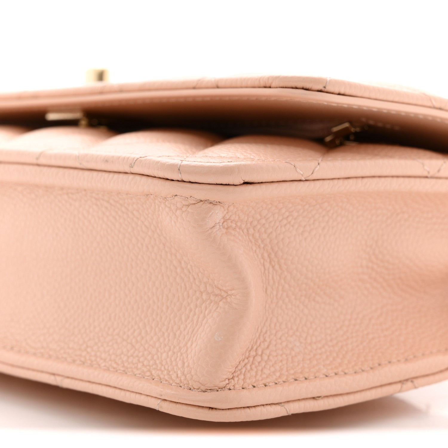 Caviar Quilted CC Turnlock Wallet On Chain WOC Beige