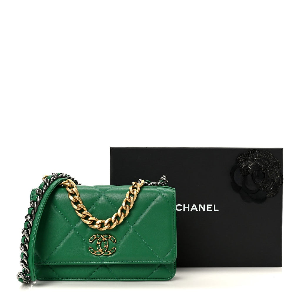 Lambskin Quilted Chanel 19 Wallet On Chain WOC Green