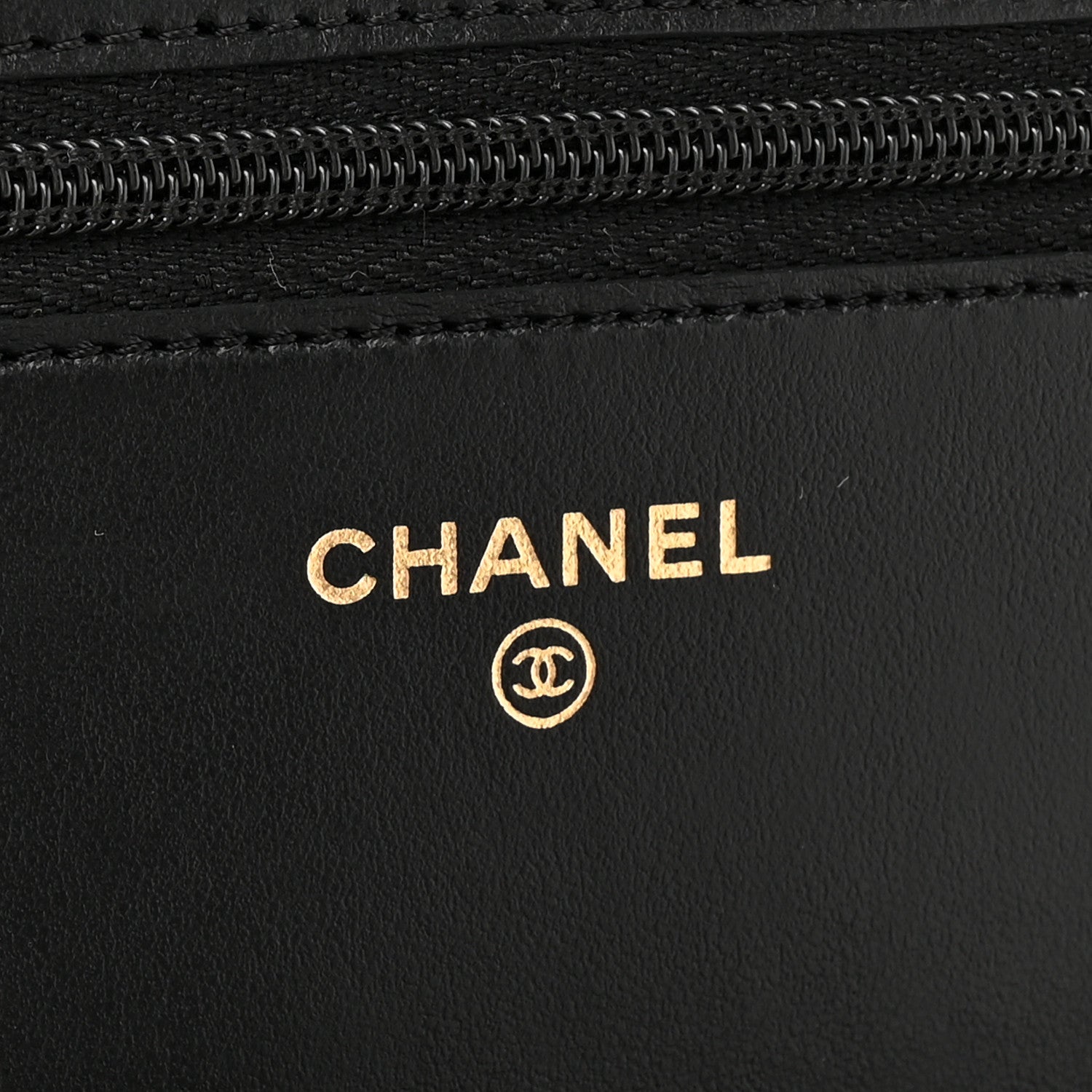 Caviar Quilted CC Turnlock Charm Wallet On Chain WOC Black