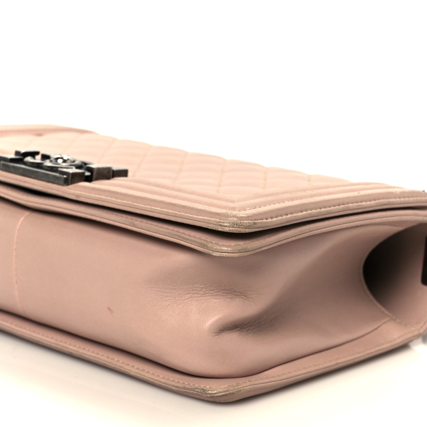 Lambskin Quilted Medium Boy Flap Light Pink