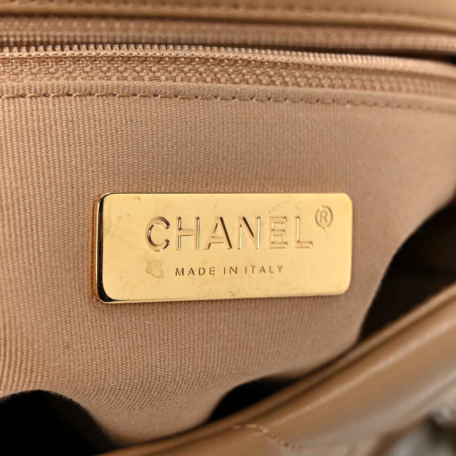 Lambskin Quilted Medium Chanel 19 Flap Dark Beige