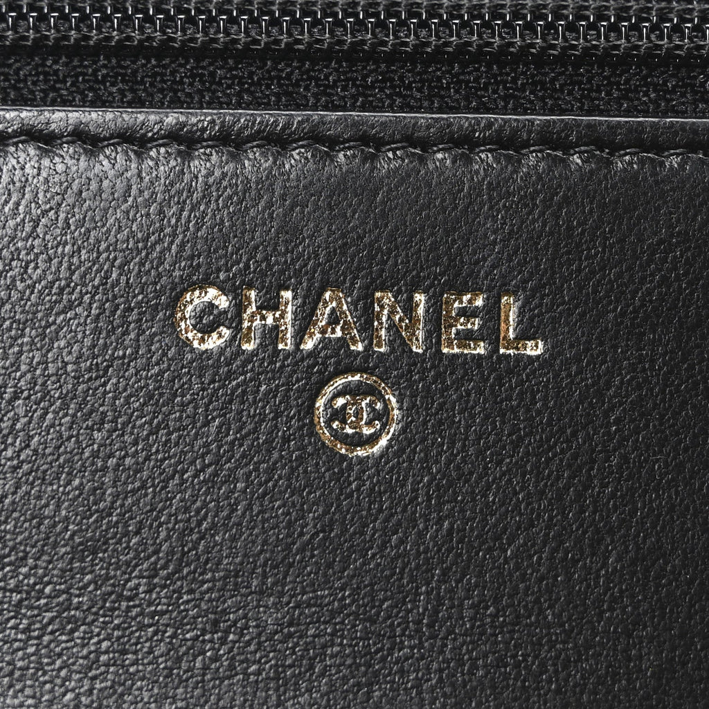 Lambskin Quilted Golden Class Wallet on Chain WOC Black