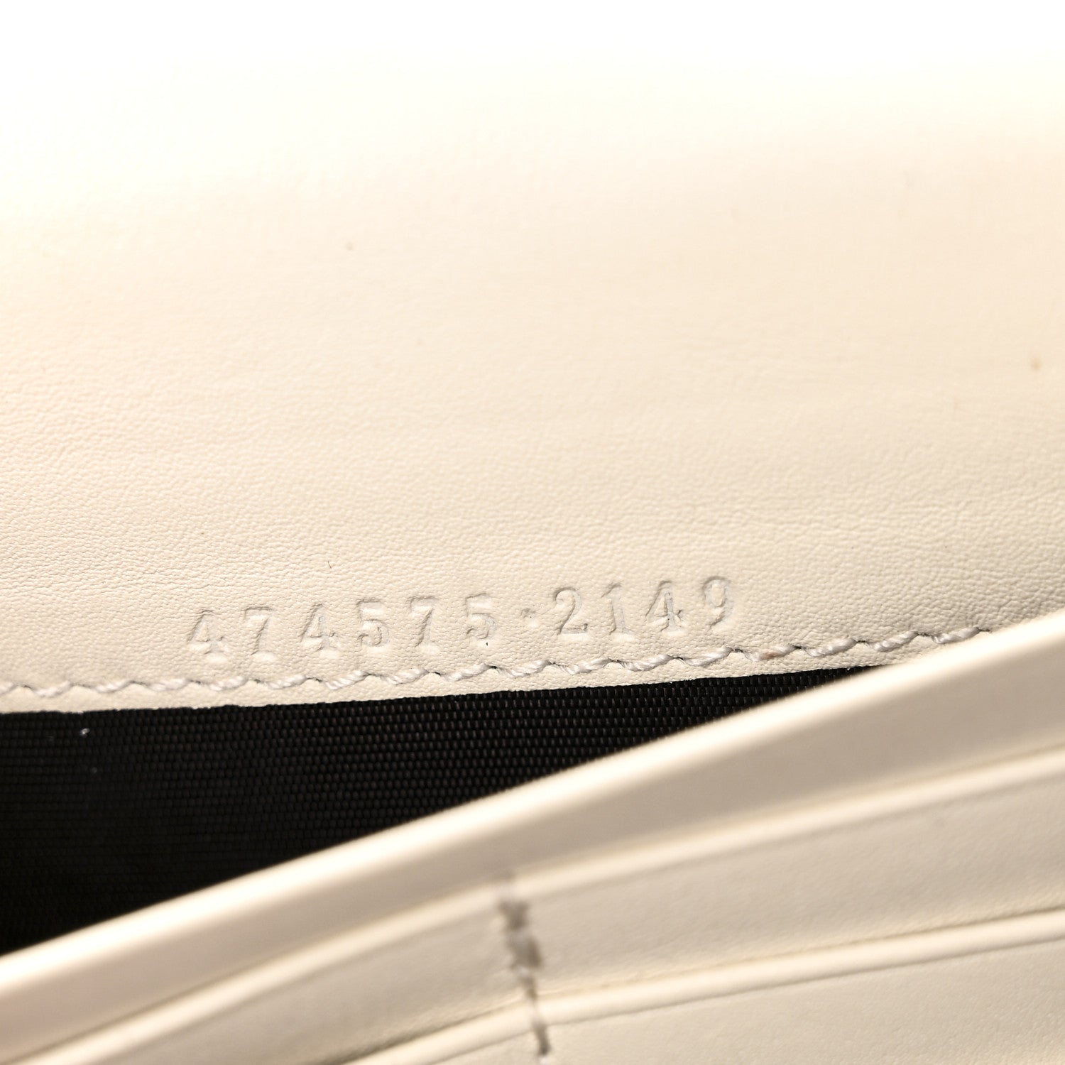 Calfskin Matelasse GG Marmont Chain Wallet Mystic White
