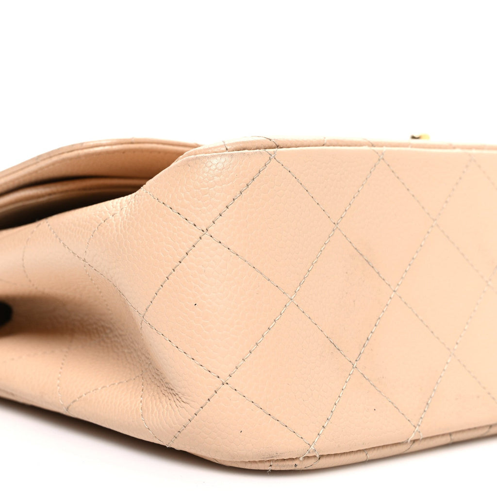 Caviar Quilted Jumbo Double Flap Beige Clair