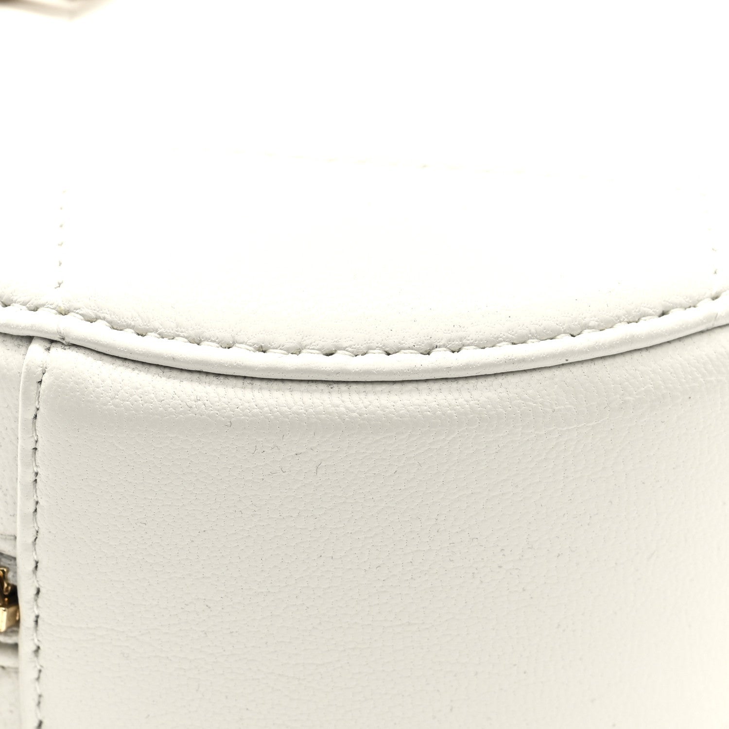 Shiny Goatskin Quilted Chanel 19 Round Clutch With Chain White