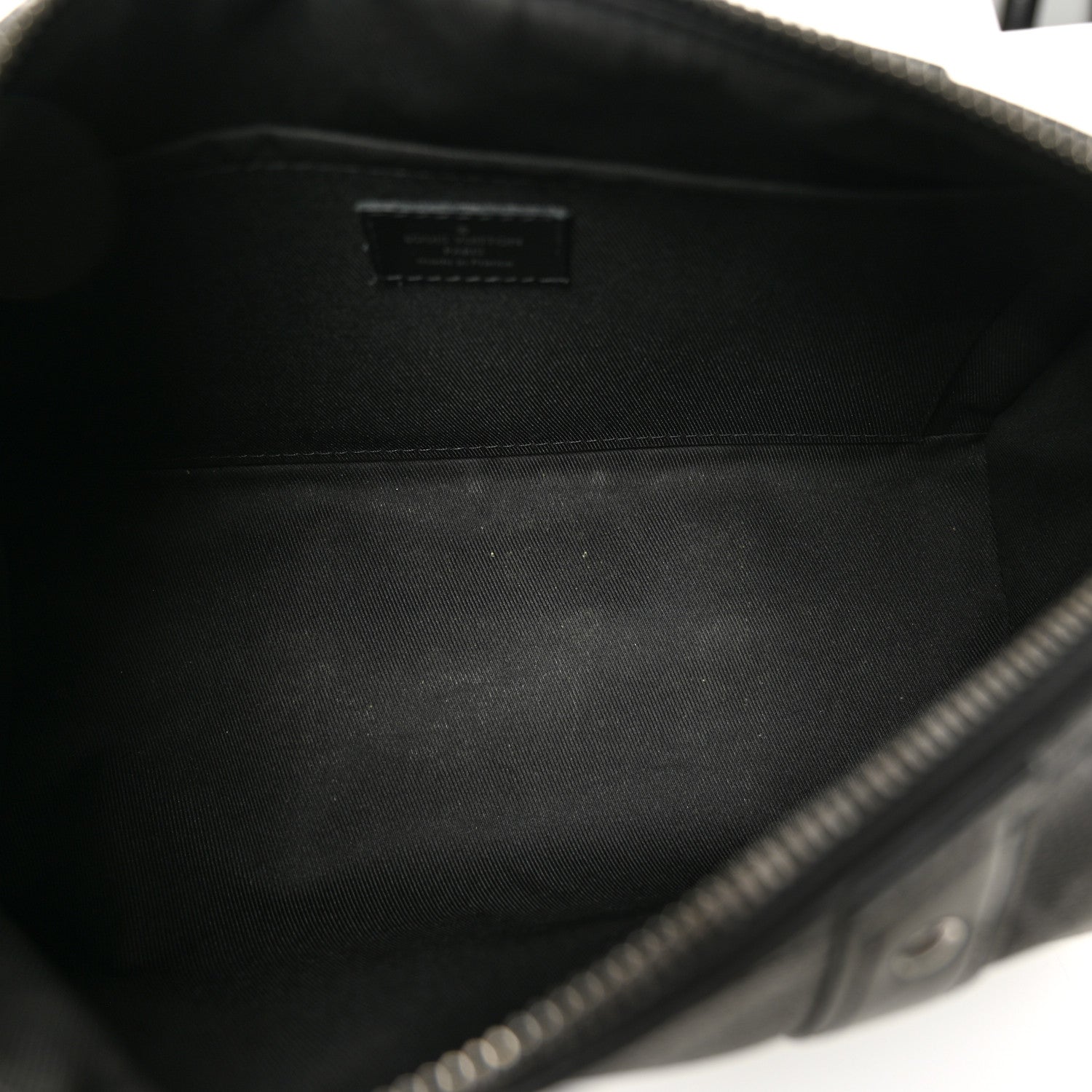 Reverse Monogram Eclipse City Keepall