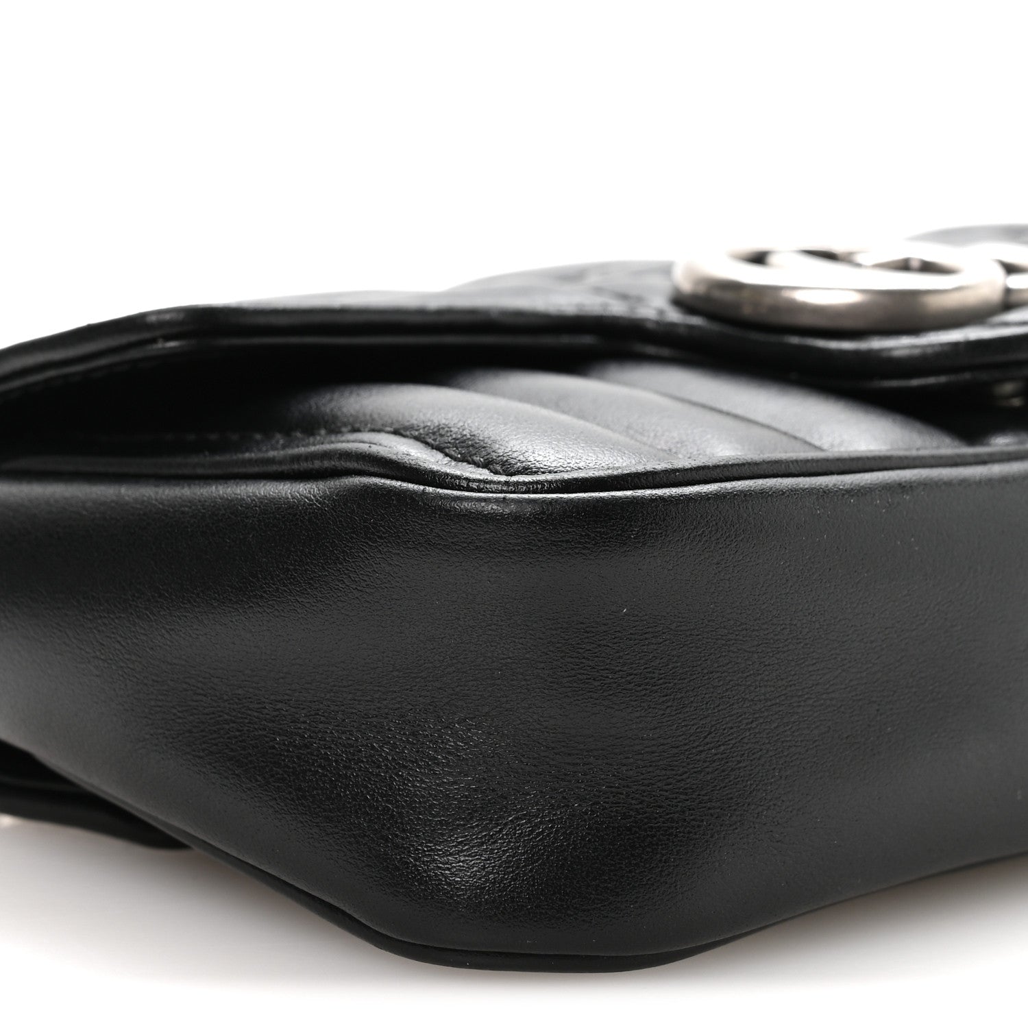 Calfskin Matelasse Aria Super Mini GG Marmont Shoulder Bag Black