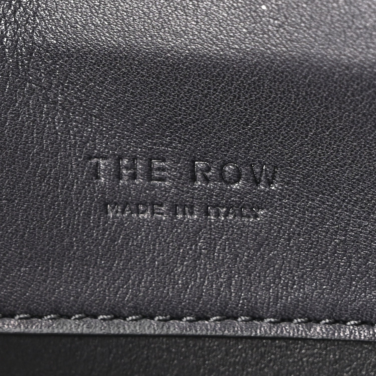 Smooth Calfskin Peggy Bag Black