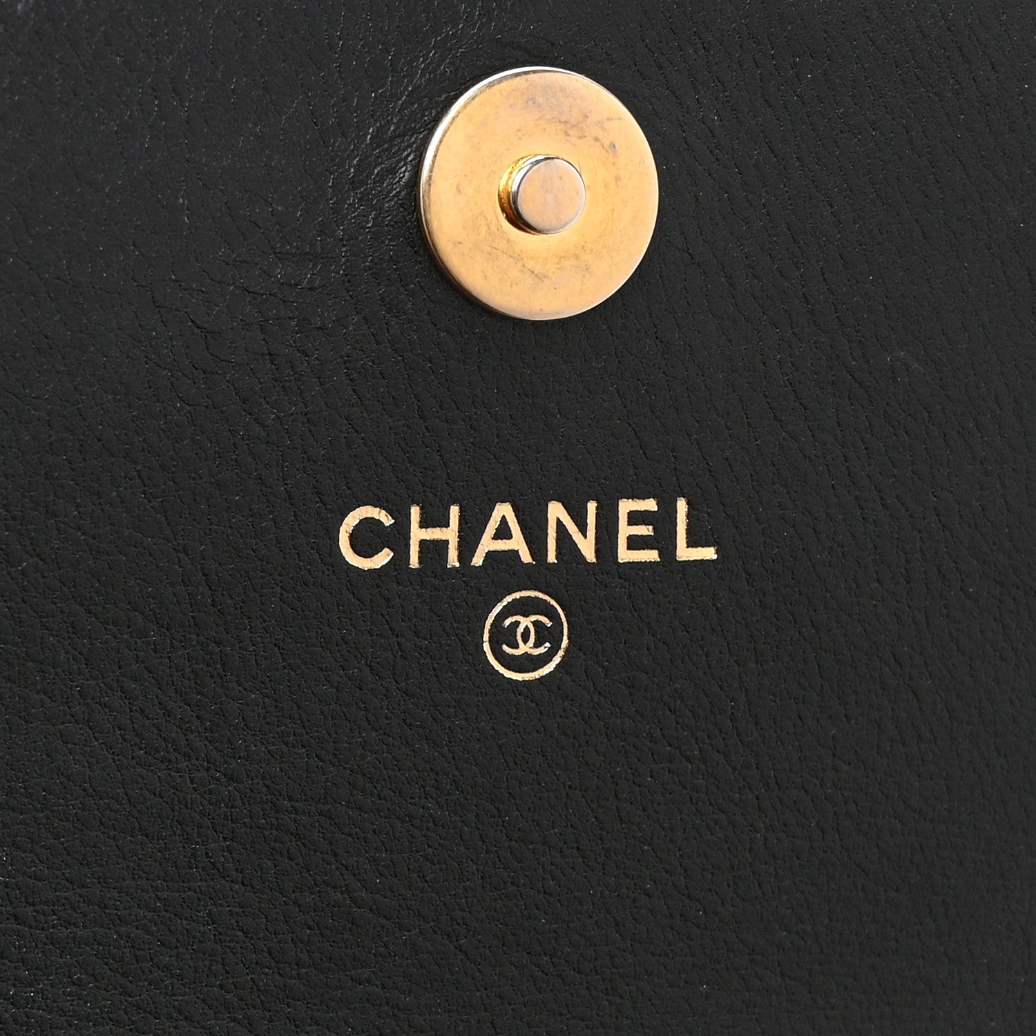 Calfskin Quilted Enchained Wallet On Chain WOC Black