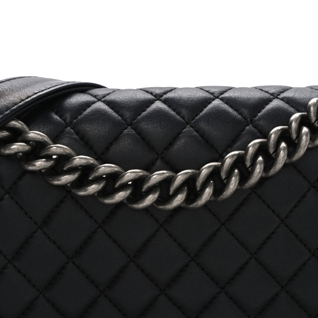 Lambskin Quilted Medium Boy Flap Black