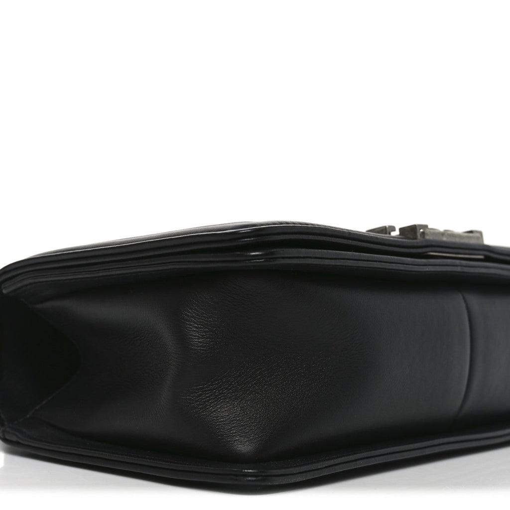 Calfskin Quilted Medium Boy Flap Black