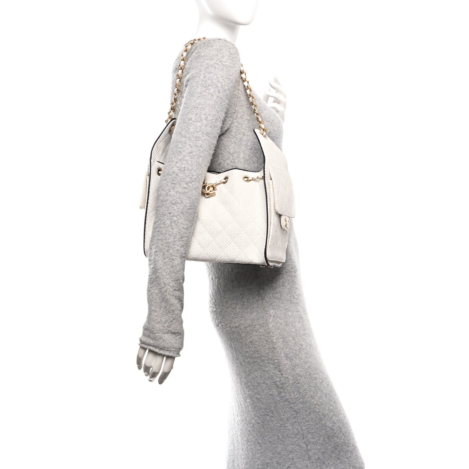 Braided Raffia Calfskin Quilted Small Chanel 25 Handbag White Black