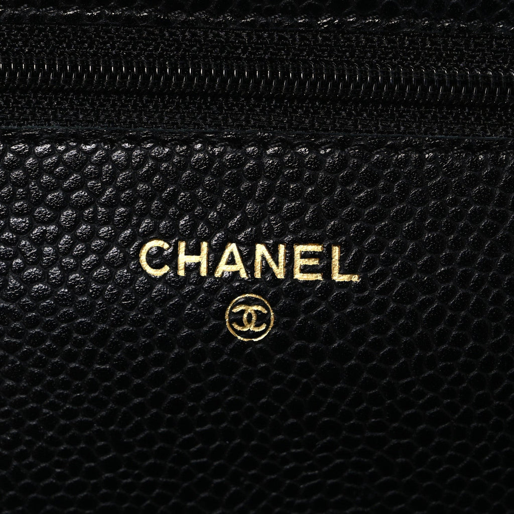 Caviar Quilted Wallet on Chain WOC Black
