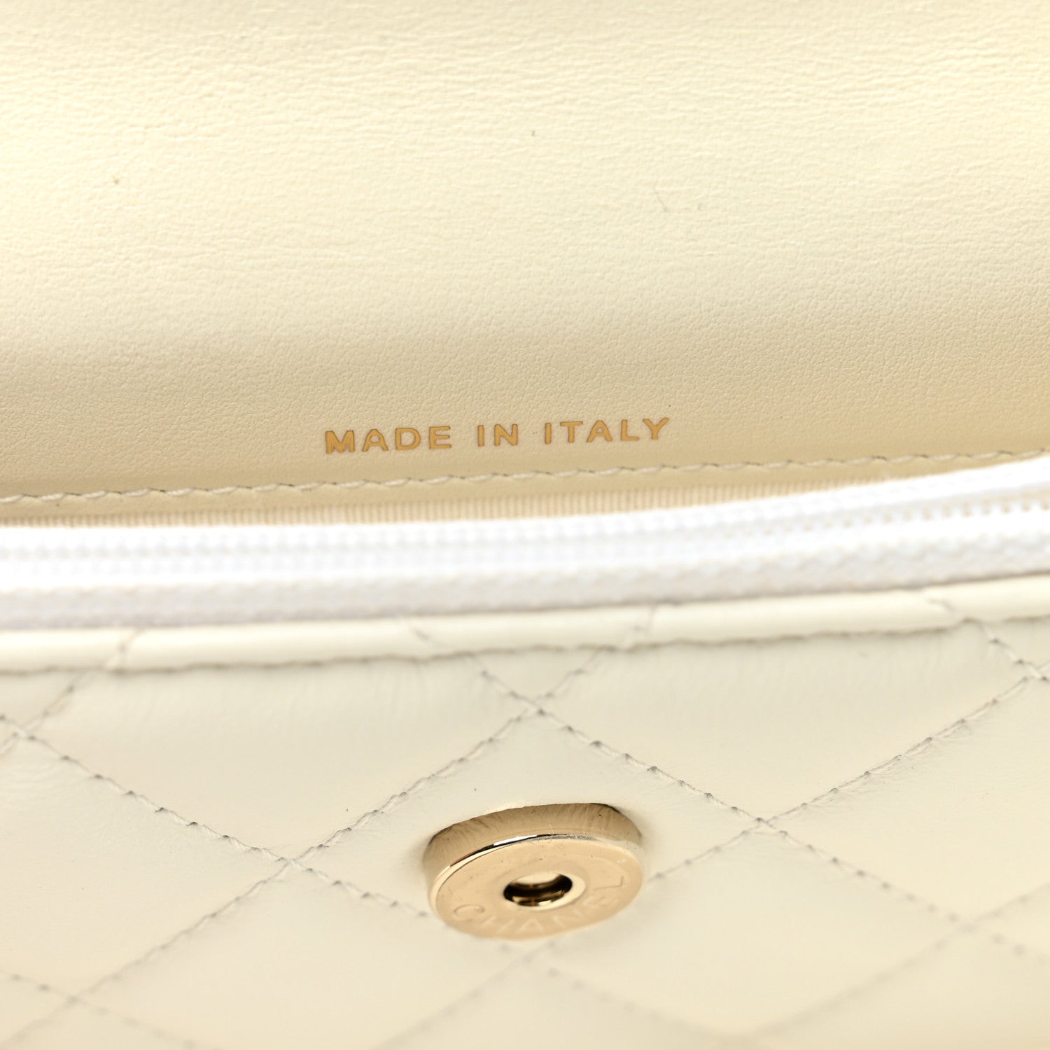Calfskin Quilted Mini Maxi Pearls Wallet On Chain WOC White