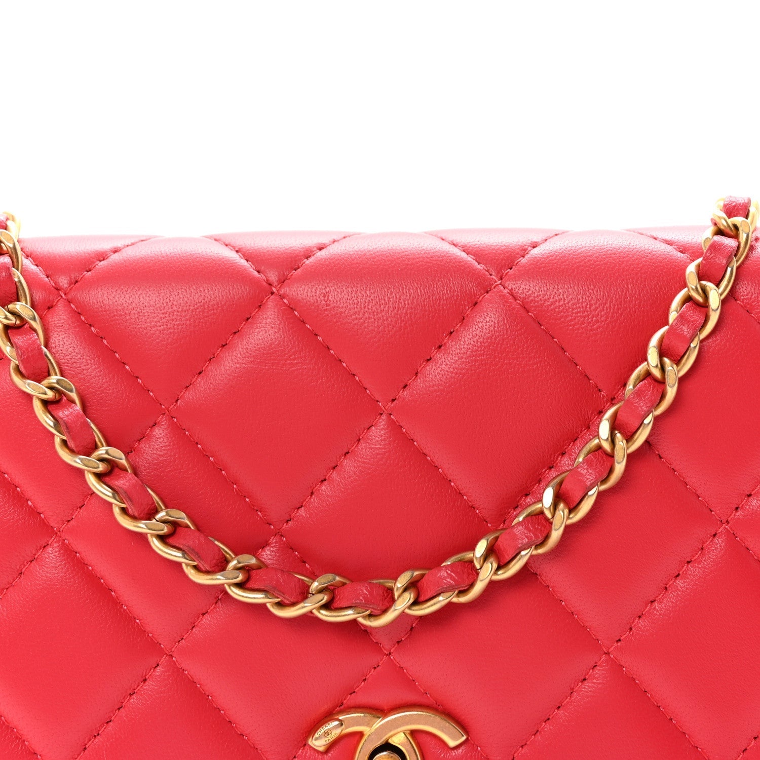 Lambskin Quilted CC Pearl Crush Wallet on Chain WOC Red