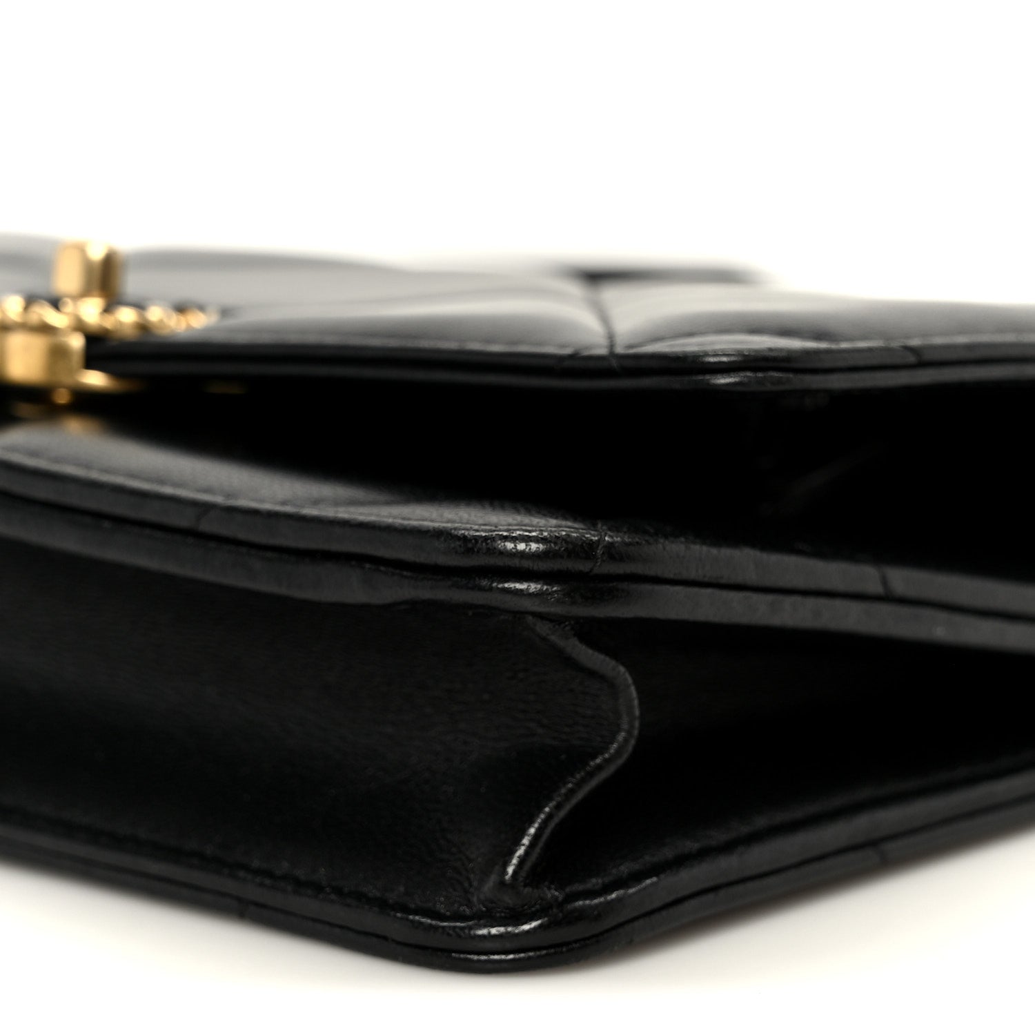 Lambskin Quilted Chanel 19 Wallet On Chain WOC Black