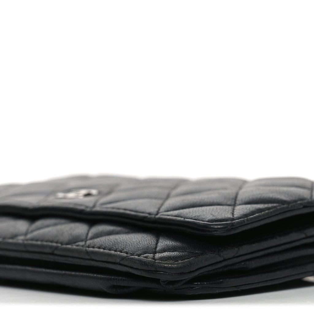 Lambskin Quilted Wallet On Chain WOC Black