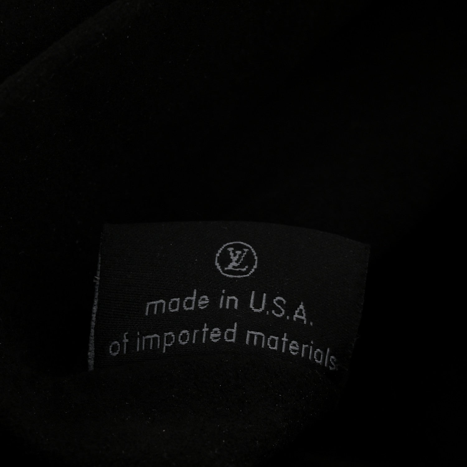 Reverse Monogram Pochette Metis