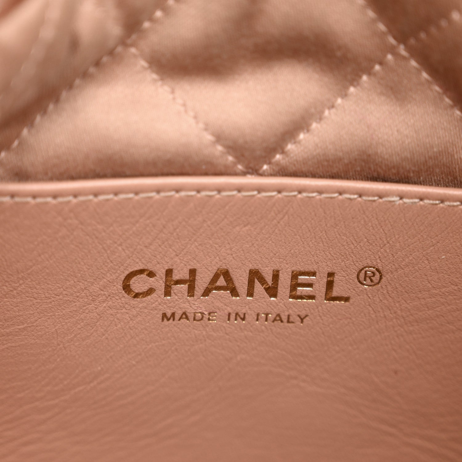 Metallic Calfskin Quilted Mini Chanel 22 Copper