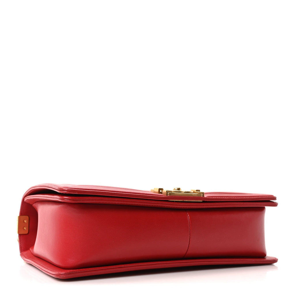 Lambskin Quilted New Medium Boy Flap Red