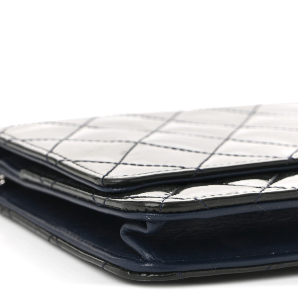 Patent Quilted Wallet On Chain WOC Navy Blue